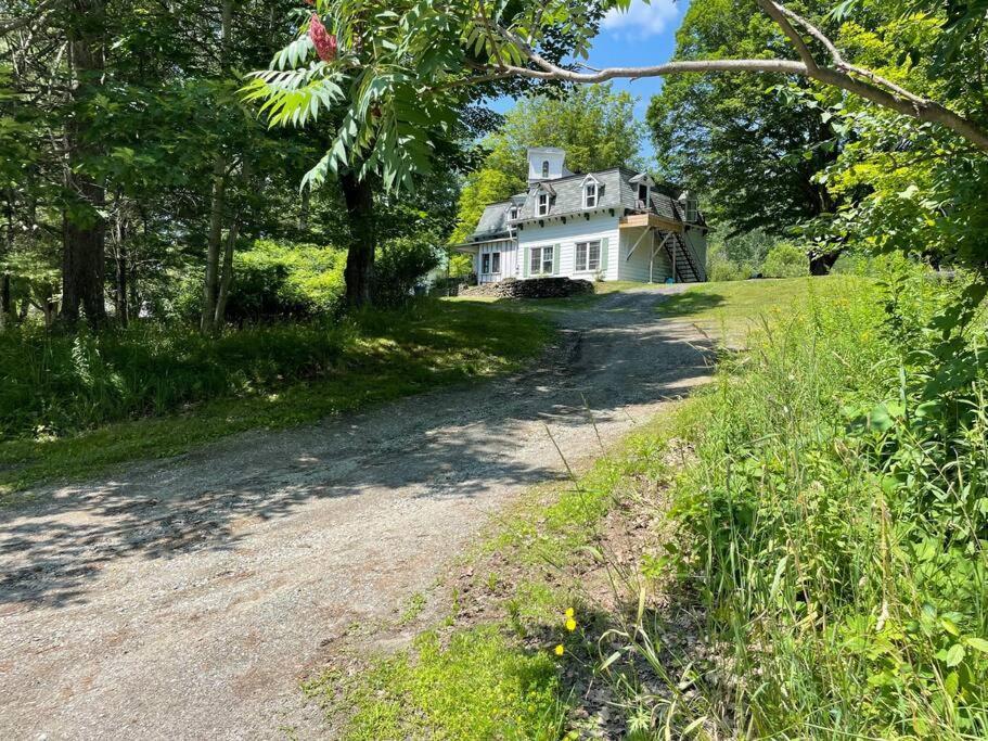 La Verivraie/Truly -Hebergement Touristique/Tourist Accomodation North Hatley Eksteriør bilde